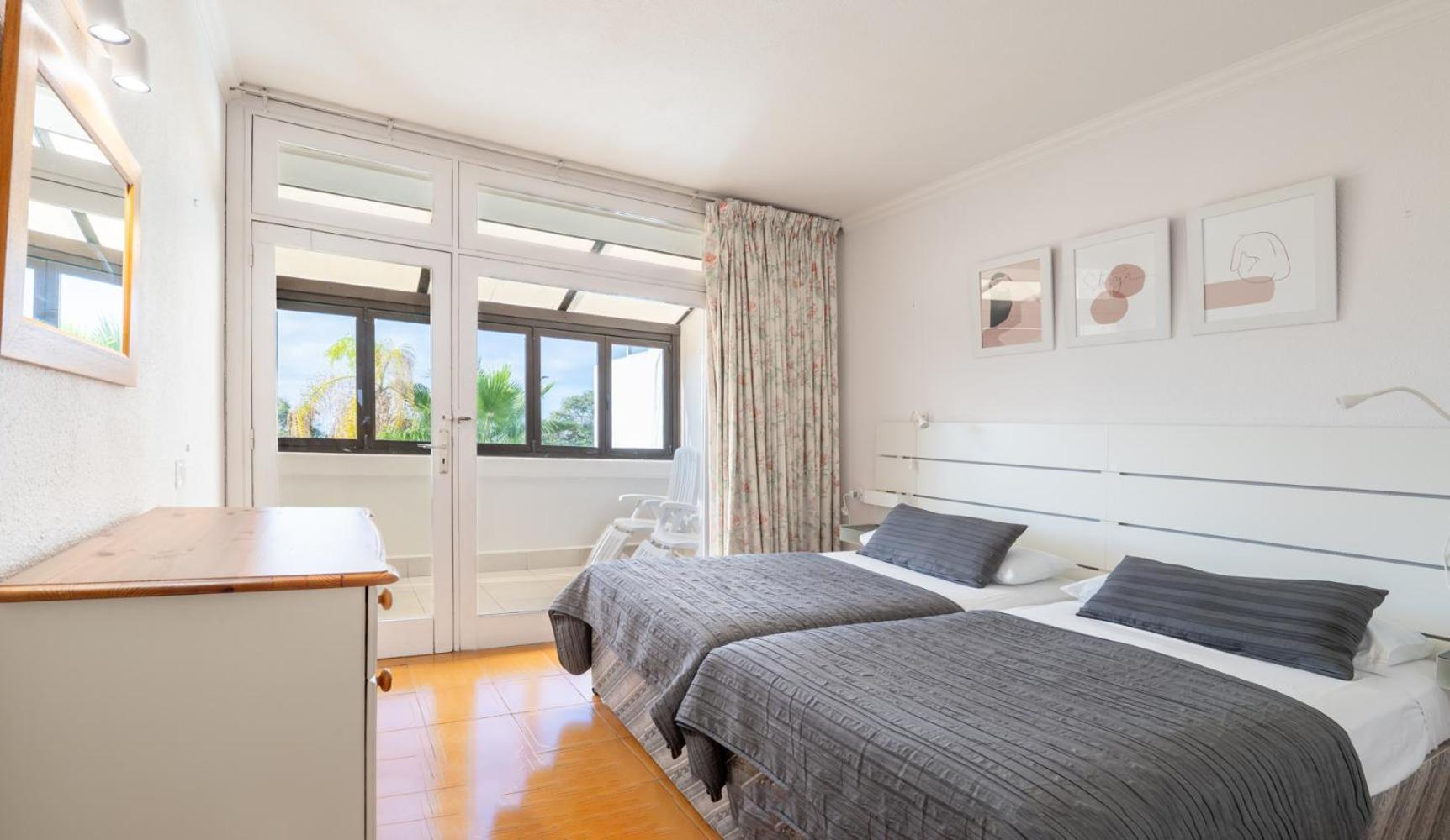 Apartamento Azahara อาโรนา ภายนอก รูปภาพ